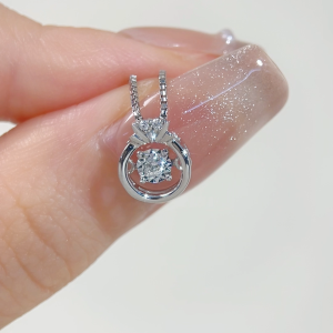 LAZO DIAMOND Blooming BB Ring Dancing Diamond Pendant in 375/9K White Gold