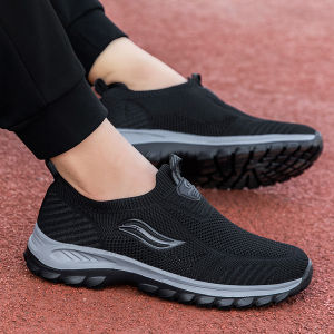 Mens Summer Slip-On Sports Shoes Breathable Mesh Anti-Slip Comfortable Walking Shoes Dad Mom Elderly People Casual Sneakers