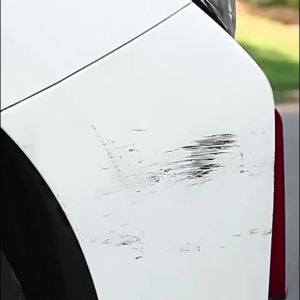 Car Scratch Repair Cream – Quickly Removes Scratches & Swirl Marks Restores Paint Gloss Universal for All Vehicle Colors