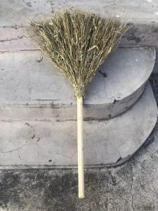 Household Courtyard Garden Old-Fashioned Broom Outdoor Sanitation Road Factory Broom Long Bamboo Broom Black Leather Big Broom