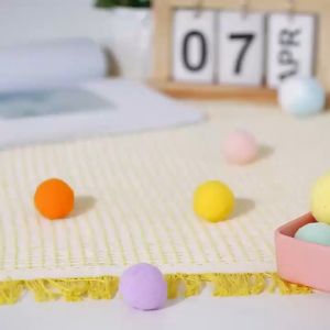 ลูกบอลนุ่ม สำหรับแมว ของเล่นสัตว์เลี้ยง บอลแมว บอลสัตว์เลี้ยง ลูกบอล 1 กล่อง/12 ชิ้น ยืดหยุ่น ของเล่นสําหรับแมว ลูกบอลของเล่น ขนนิ่ม