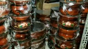 Đôn gỗ tròn khắc nổi hoa sen đặt bàn thờkê tượngbình hoa