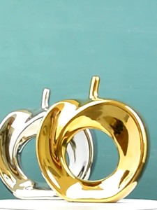 Borong penyaduran seramik kraf perhiasan hiasan perkahwinan kraf hadiah epal Wholesale Electroplating Ceramic Crafts Ornaments Wedding Decoration Craft Gifts Apple