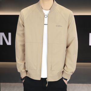 HENGYUANXIANG | แจ็คเก็ตเบสบอลทรงหลวมสำหรับผู้ชาย ฤดูใบไม้ผลิและฤดูใบไม้ร่วง แจ็คเก็ตแบบลำลอง สีกรมท่า คอตั้ง เสื้อผ้าสำหรับใส่ไปทำงาน