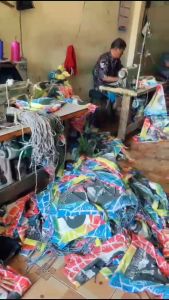 Tas Serut LEGEND Iwan Fals: Tas Kerja & String Bag