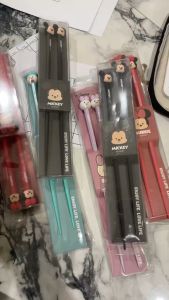 Sumpit Makan Gambar Kartun Set (1 Pasang) Alat Makan Sumpit