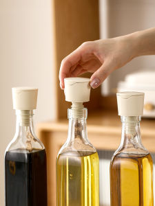 Kitchen Silicone Oil Pouring Spout Automatic Lid Flavoring Sauce Vinegar Storage Bottle Dustproof Leakproof Cooking Utensil