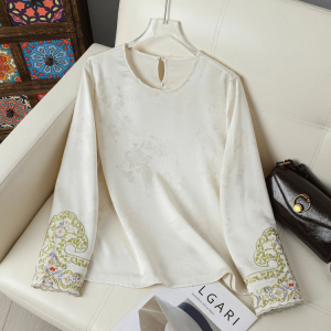 Traditional Chinese Style Embroidered Loose Blouse Slim Fit
