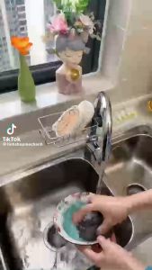 Giá gắn vào vòi rửa bát đựng bông rửa bát