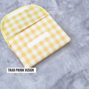 Vusign Picnic Mat / Tikar Piknik Lipat Anti Air Kain Oxford Tebal VS88X