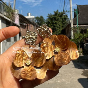 Chafu Studio R371 French Style Floral Earrings Simple Elegant Vintage Luxury Minimalist Small Niche Ear Jewelry for Women