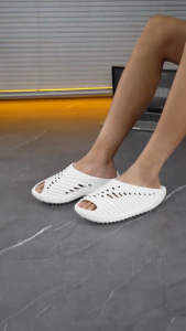 ERKE Zhijing 4 Sports Slippers Summer Breathable Outdoor Beach Shoes for Men 51126202033