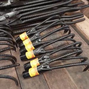 ตะขอสอยมะพร้าว เก็บมะพร้าว ตะขอ คราด ขอชักมะพร้าว ตะขอเก็บมะพร้าว ขอชัก 2 ฟัน