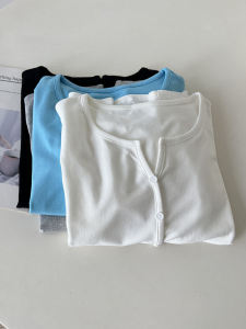 Super Slimming V Neck Stretch Silm Short-Sleeved T-shirt: Stylish & Functional