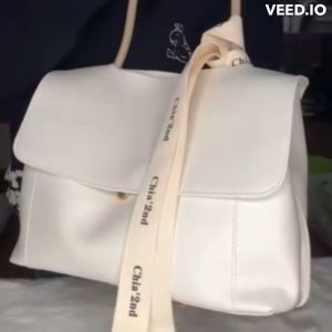 กระเป๋าสะพาย ทำงาน ไปเที่ยว หนังนุ่ม ตกแต่งสายดูเก๋มาก คอด 9588