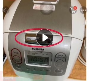 Lẫy khóa nắp nồi cơm điện Toshiba RC-18NMFVN và RC-10MNFVN mạ crom chống biến dạng