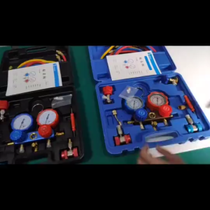 Car Aircon Manifold Gauge Optimized for R12 R22 Portable case with anti-slip hooks keeps gear