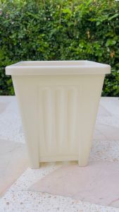 กระถางโรมัน สี่เหลี่ยม ทรงสูง 8 นิ้ว กว้าง 6.5 นิ้ว