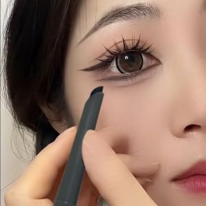 Mực Kẻ Mắt Dạng Keo Chống Thấm Nước Cho Học Sinh Chổi Cạo Thiết Kế Mắt Chó Và Mắt Cáo Thương Hiệu Món Quà Làm Đẹp Trang Điểm