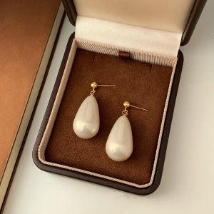 Pianist | Non-Piercing Clip Earrings Pearl Earrings