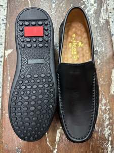 รองเท้าโลฟเฟอร์ 0199 รองเท้าผู้ชายแบบสวมหนังแท้ 100%ใส่นุ่มสบายเท้า เย็บพื้นทั้งคู่ไม่ลื่น