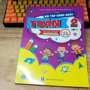 Sách Lớp 2 Bài Tập Hàng Ngày Tuần Đề Kiểm Tra Ôn Thi Toán Tiếng Việt Tiếng Anh - (Kết Nối)