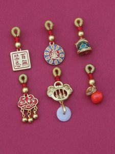 Retro Sand Gold Pure Copper Newborn Baby Chest Pin Brooch Pin Freshwater Pearl Lucky Fish Design Fashion Jewelry Accessory