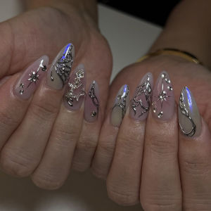 24Pcs Almond Y2k Fake Nail with 3D Silver Butterfly Rhinestone Design Long Round Head Press on Nails Purple Wearable False Nails