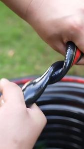 [ Bán Sỉ ] Ống nước phi 26 Ống nước rửa xe tưới cây. Chất liệu cao su bền bỉ chống gẫy gập ống loại tốt nguyên cuộn 50M