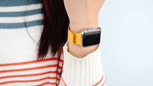 Silicone Magnetic Strap Watch Band for iWatch Series 1/2/3/4/5/6/SE/7/8/SE2/9/10/SE3/11/Ultra123