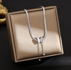 KALUNG WANITA GEPENG KUPU KUPU TITANIUM ANTI KARAT ANTI ALERGI STAINPESS STELL NYAMAN DI PAKAI