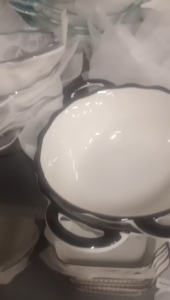 Thố Sứ Trắng 2 Quai Họa Tiết  Dễ Thương An Toàn Dùng Mỗi Ngày Càng Thích