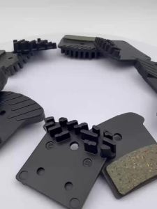 1/2Pairs Cooling Fins Ceramic Disc Brake Pads for MTB & Road Bike For Shimano NUTT J04C J05A L03A L04C L05A N03A N04C H03A H03C