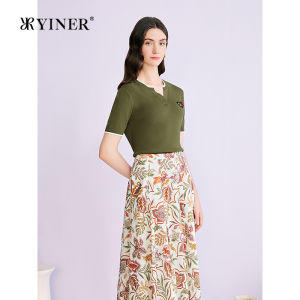 YINER | Fashion Color-blocked Slit Henrietta Neck Textured Slim-fit Knitted Shirt