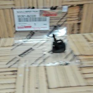 NOSEL WASHER SEMPROTAN AIR DEPAN ALL NEW AVANZA VELOZ