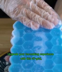 37 Grid Honeycomb Easy Unmolding Ice Maker Molder Tray For Any Drinks For Home or Bar Use