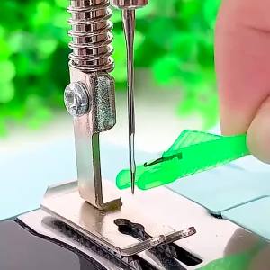 Dụng Cụ Luồn Kim Máy May Mini Tự Động Bằng Nhựa Kiểu Cá Màu Xanh Dành Cho Người Già Thủ Công Và Khâu Vá