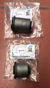 Cao su càng A (trên - dưới) Ford Ranger (2013-2018) Everest (2015-2020) BT50 (2013-2018). Mã PT:AB313068BB/ AB3Z3068A