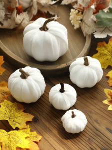 ฟักทองเทียมกำมะหยี่ตกแต่งฟักทองสีขาวสำหรับฤดูใบไม้ร่วงวันฮาโลวีนวันขอบคุณพระเจ้าการเก็บเกี่ยวของขวัญตกแต่งบ้าน