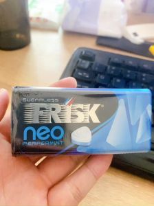 Thực phẩm chức năng Kẹo ngậm bạc hà Frisk Neo Nhật Bản Hộp 50 viên