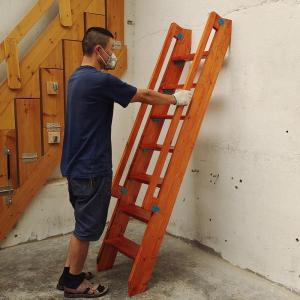 Wooden Straight Staircase With Handrail
