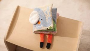 Baby Montessori Toy Plush Barn with Farm Animals Musical Touch Sensory Toys Portable Baby Farmhouse Cognition Toy for Infants