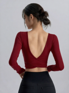FITNESSGIRL | Sporty Womens Yoga Shirt with Chest Pad Red Square Collar Slimming Long Sleeve