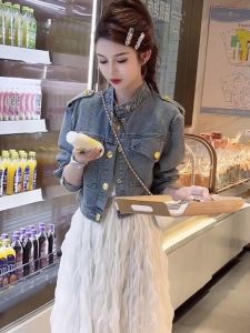 ฤดูใบไม้ผลิ ฤดูใบไม้ร่วง สั้น เดนิม เสื้อเชิ้ต เสื้อแจ็คเก็ต ผู้หญิง แฟชั่น ดีไซน์ Hollow Out Back หลวม เสื้อท่อนบน สไตล์เกาหลี Button Detail แขนยาว