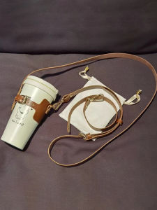 New Arrival Crossbody Internet Celebrity Coffee Cup Cover Leather PU Material Portable Cup Portable Handheld Cup Protective Case