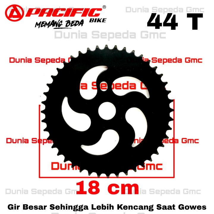 Plateau Sugino BMX 44 Dents - Noir, 110 BCD, Old School, Fabrication Japonaise