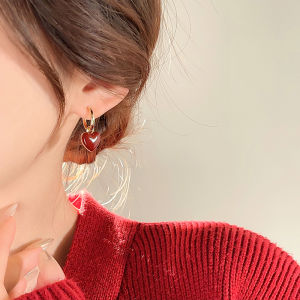 Golicc Guliya Retro Red Heart Shaped Womens Earrings Luxury Sensation Ear Jewelry Elegant Personality Alloy Silver Gold Plated