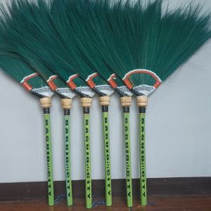 OmniMerchDepot Medium & Large Green Soft Brooms Walis tambo Makapal at Matibay Broom Sweeper Heavy Duty Green Walis Tambo – Medium & Large Soft Brooms Makapal at Matibay Sweeper for Indoor & Outdoor Use