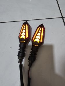Sen variasi motor running panah 2 warna harga kiri kanan universal