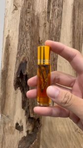 Dầu gió ngâm Trầm hương Xưởng Mộc Việt - Lọ 12ml